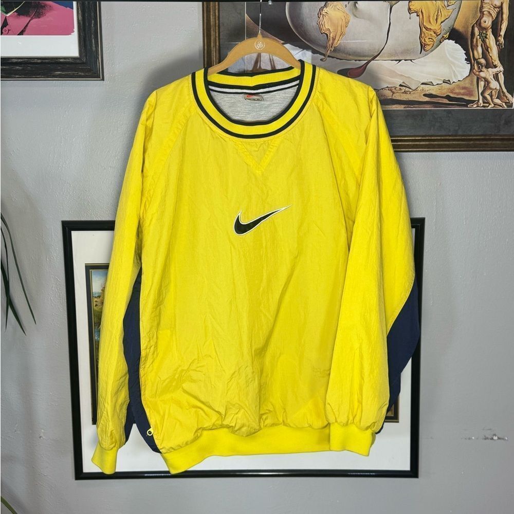 Vintage Nike Men's Vibrant Yellow and Navy Windbreaker
